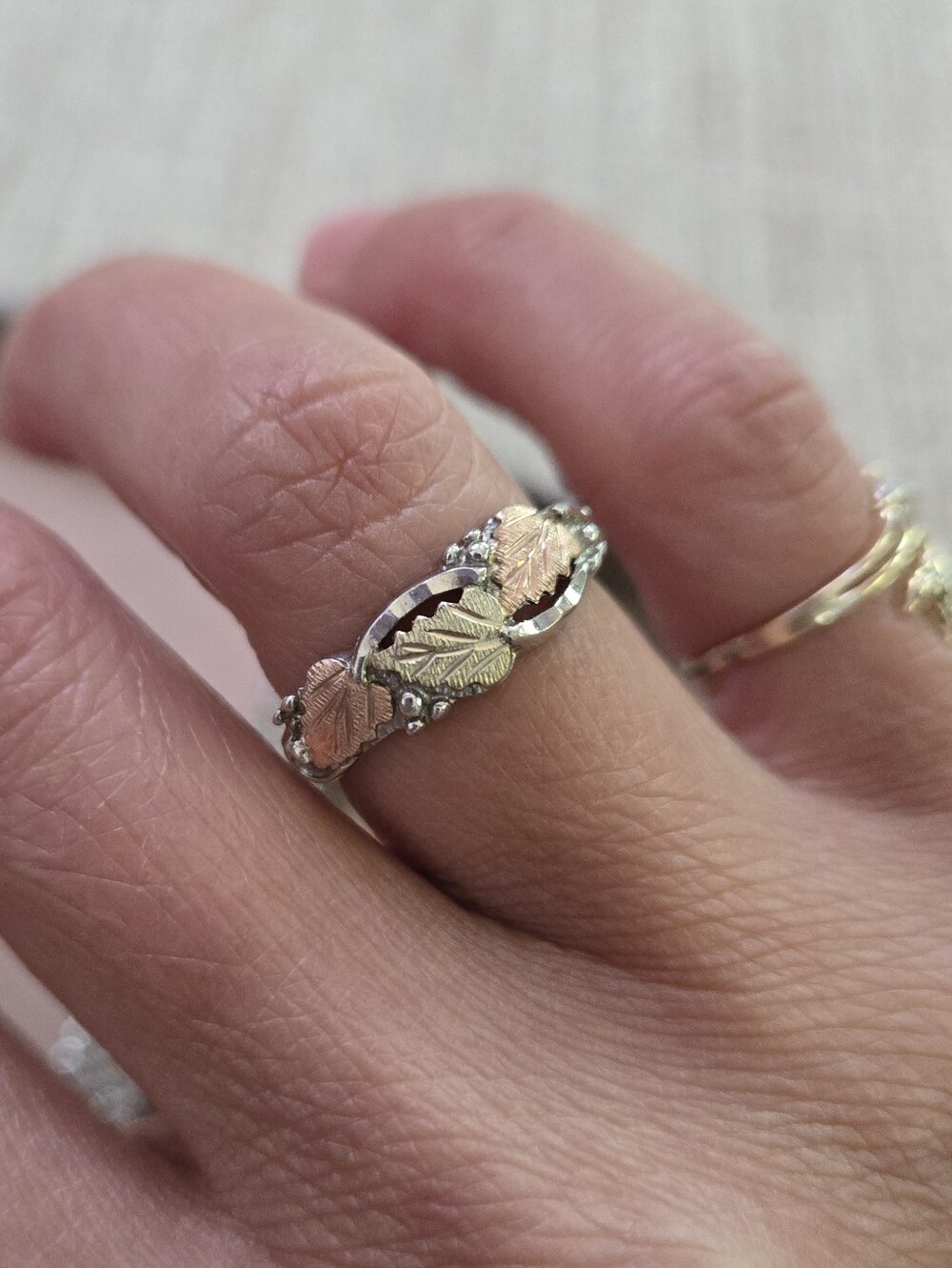 Black Hills Gold Sterling 12k Gold Leaf Ring